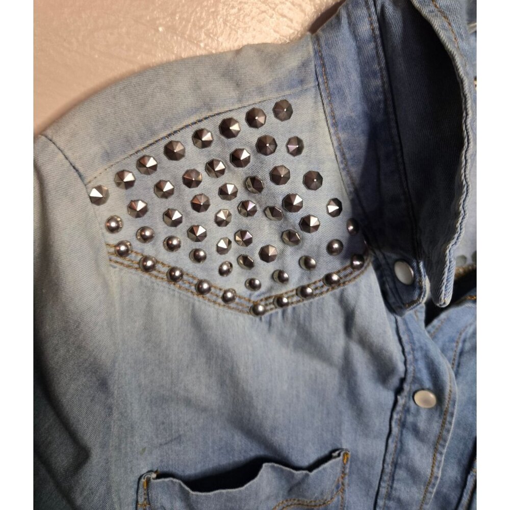 Mudd Chambray Studded Button Down Size Medium 90'… - image 3